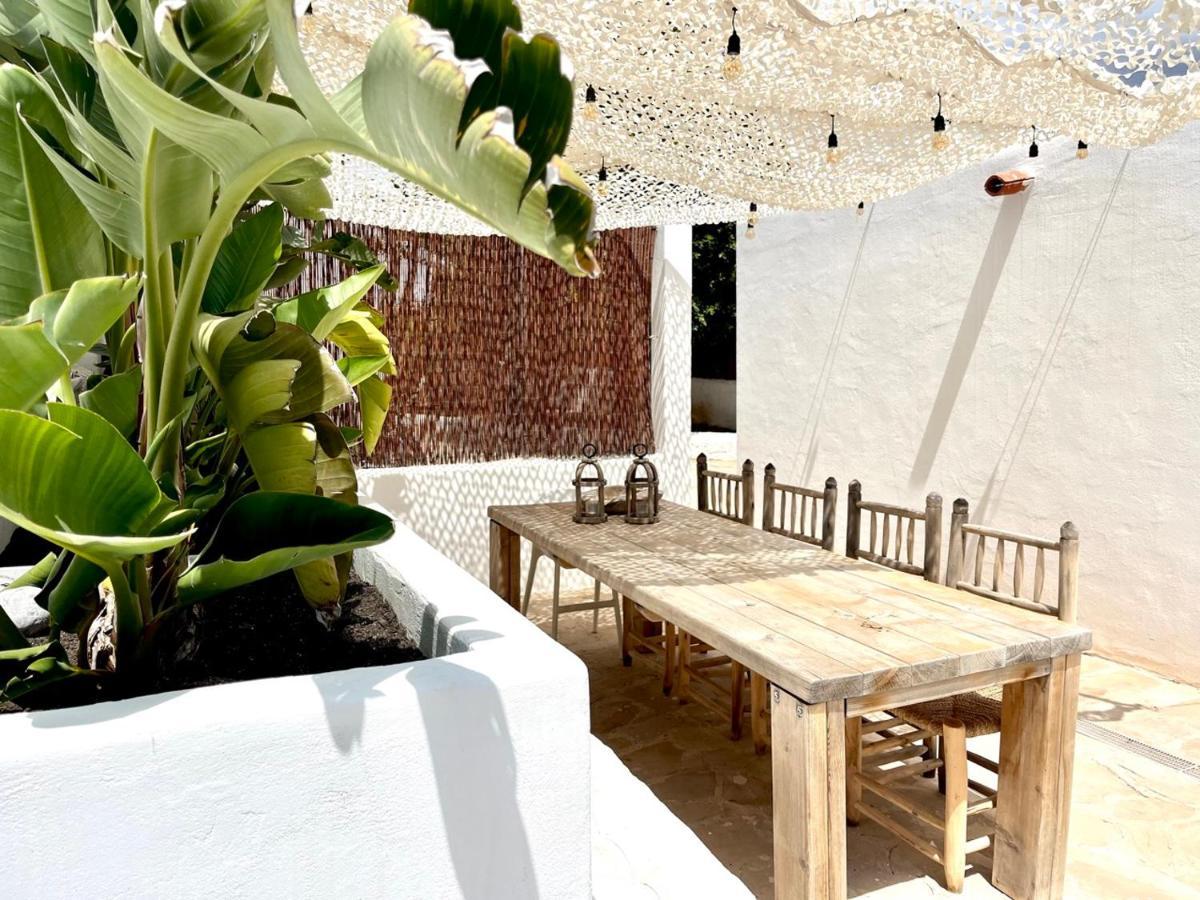 Celebrate Life'S Precious Moments At Can Saca! Sant Jordi de ses Salines 外观 照片